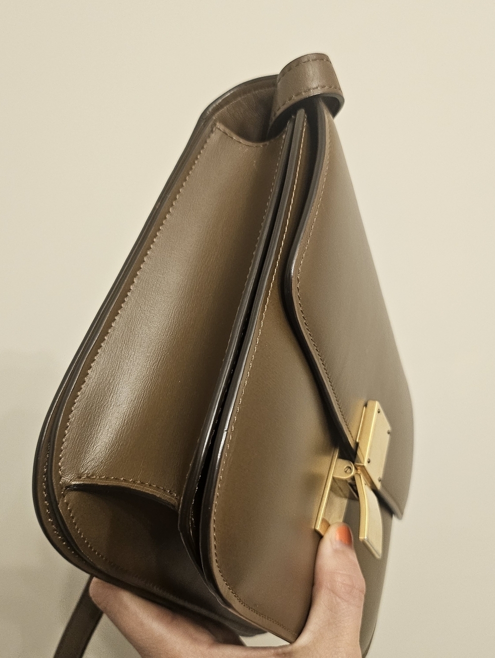 Vintage Celine Classic Box Bag Brown Smooth Calfskin Gold Hardware Crossbody - Picture 5 of 16